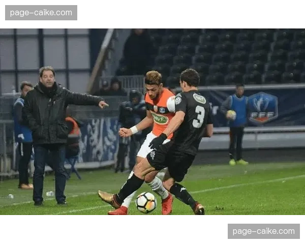 终场哨响：马赛1-0小胜里尔，唯一进球来自角球战术